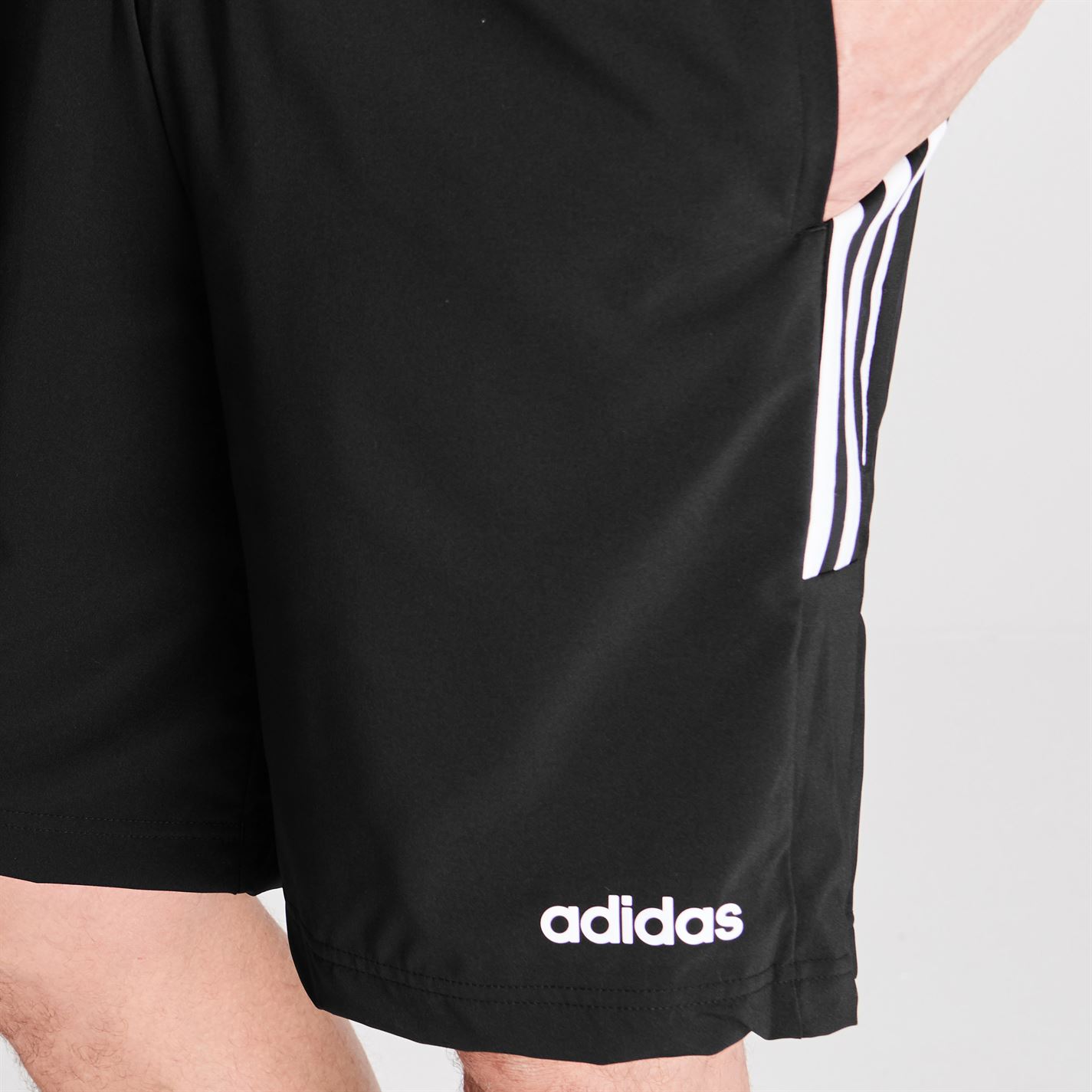 adidas chelsea shorts 3 stripe